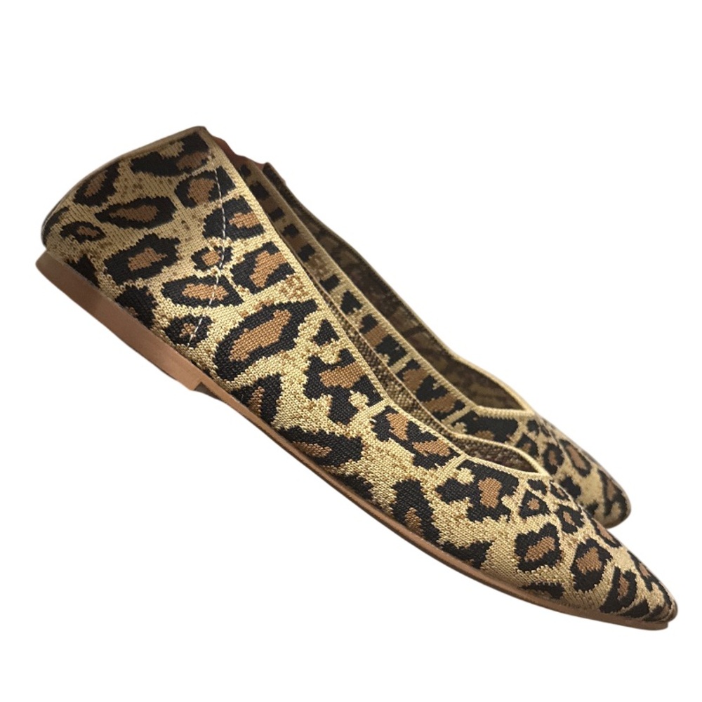 Skechers cheetah‎ pointy tip cushioned flats